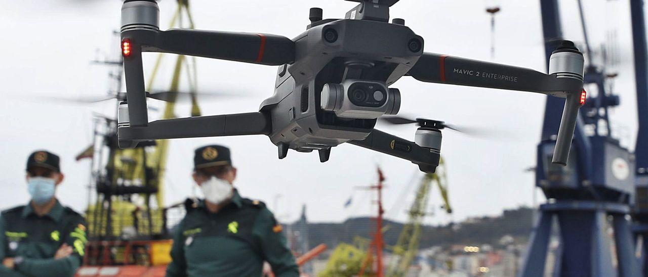 Equipo Pegaso de la Guardia Civil de Pontevedra.