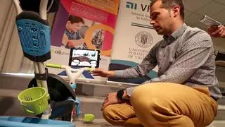 Juguetes con inteligencia artificial: de triciclos con tablets a puzzles de realidad aumentada