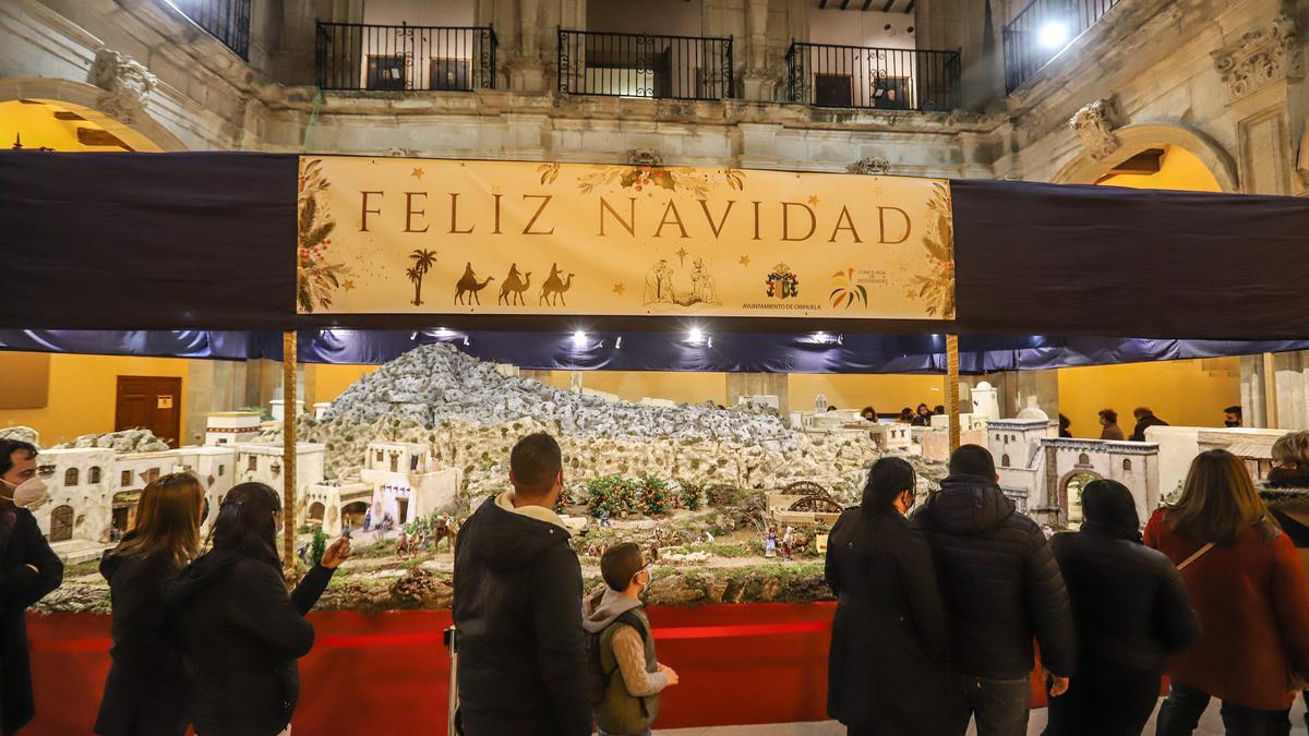 Se enciende la Navidad en Orihuela