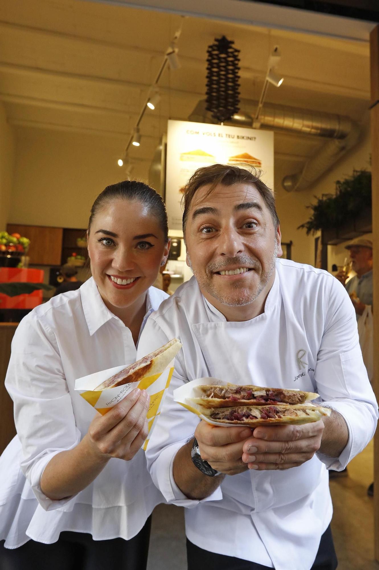 Inauguració de la biquineria dels Germans Roca, la Rocambolesc Bikineria