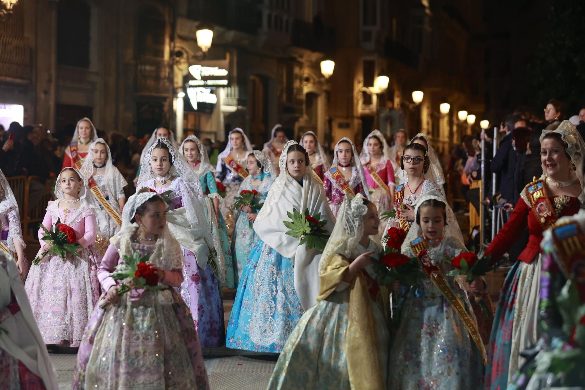 Búscate en el segundo día de ofrenda por la calle Quart (entre las 19:00 a las 20:00 horas)