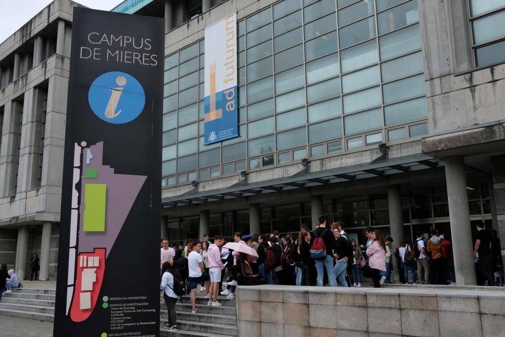 Ebau 2019 en Asturias: primer día de exámenes de selectividad en Mieres