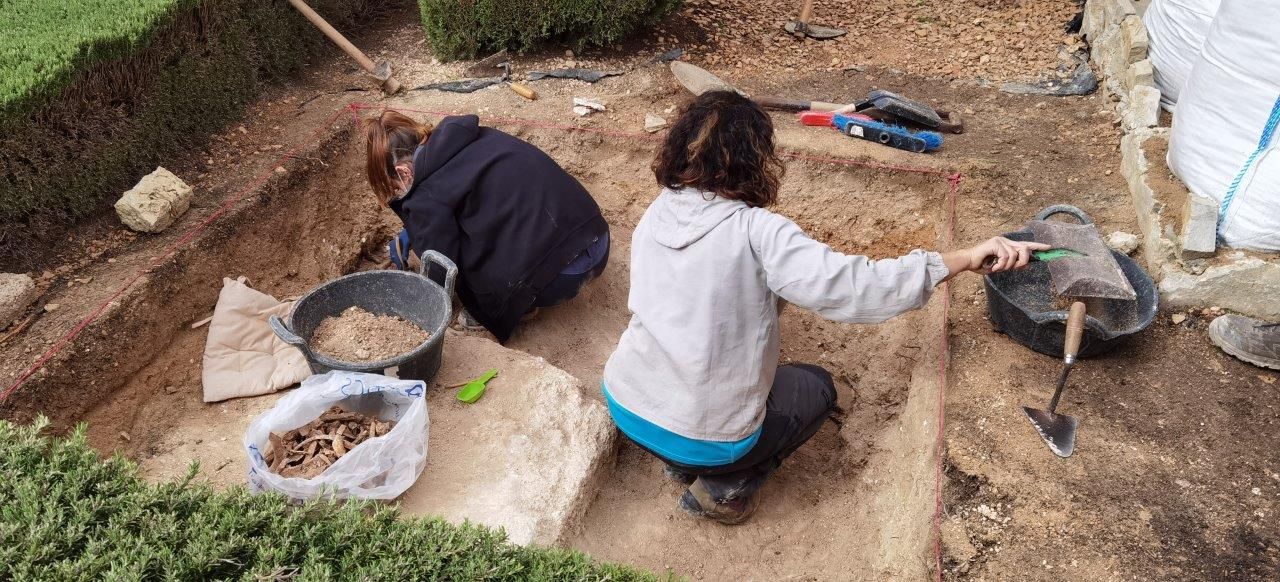 Comienza la segunda fase de excavaciones en la fosa de Porreres