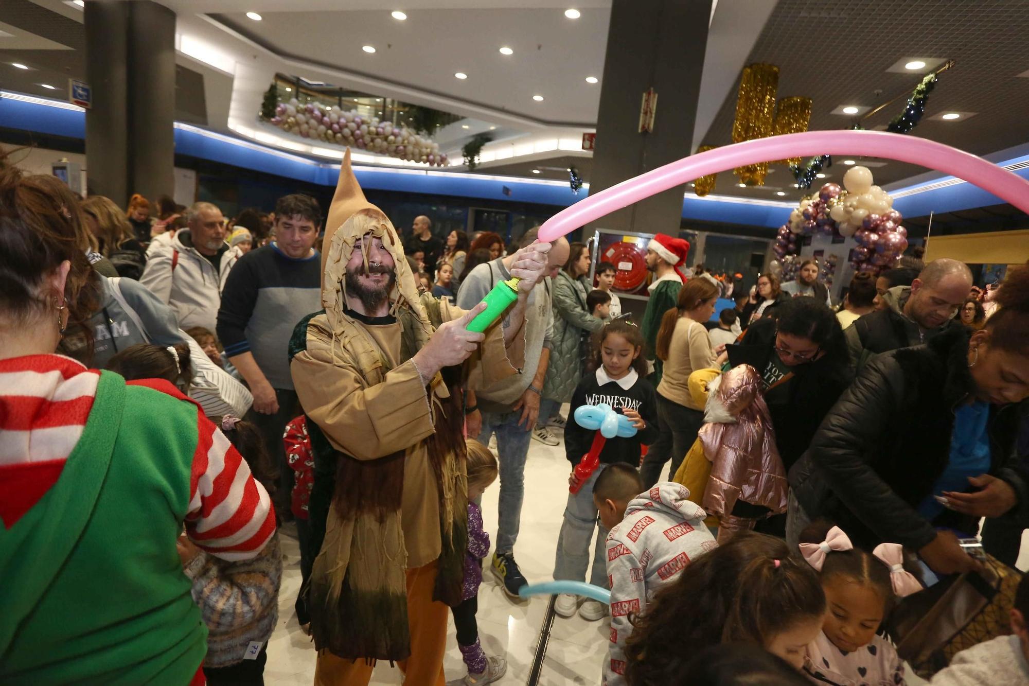 Fiesta infantil en el centro comercial de Los Rosales