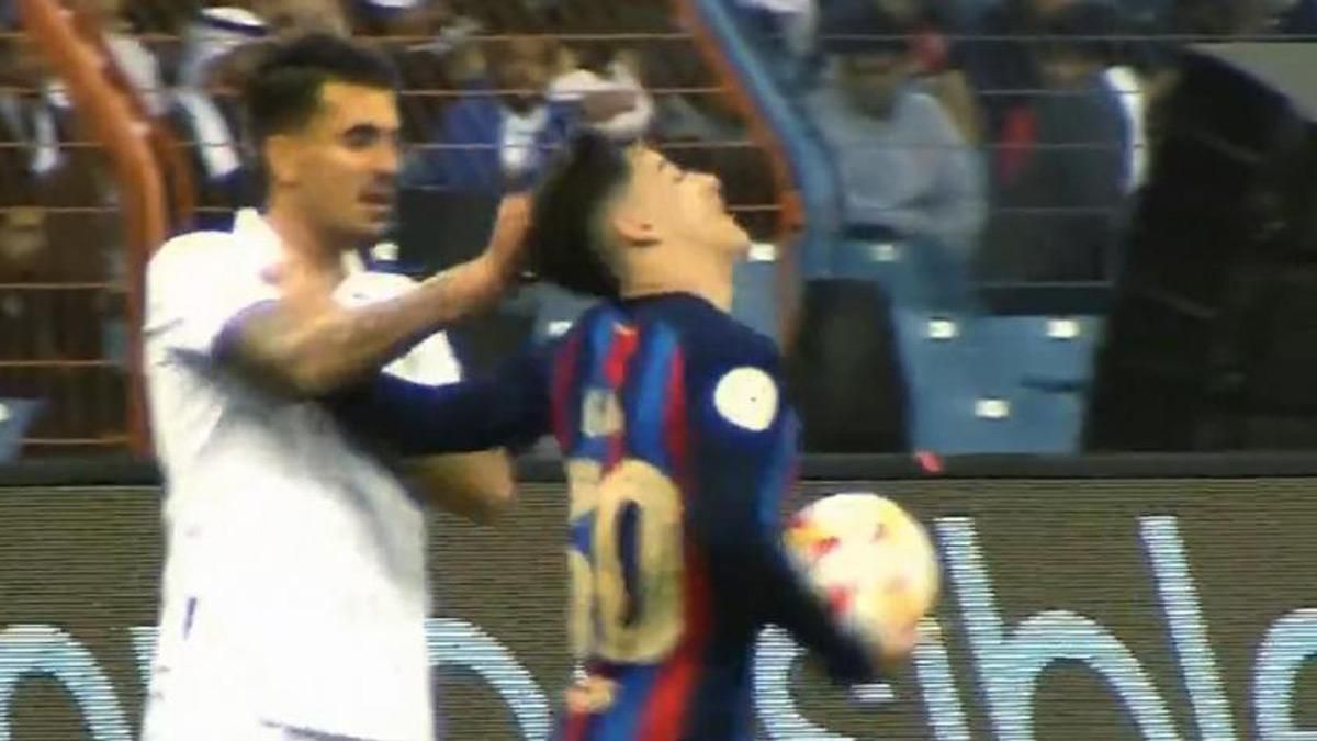Ceballos tiró del pelo a Gavi en la final de la Supercopa de España
