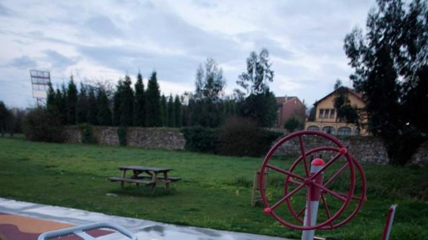 Foto de Parque de la Constitución en San Pelayo de Guareña, Salamanca