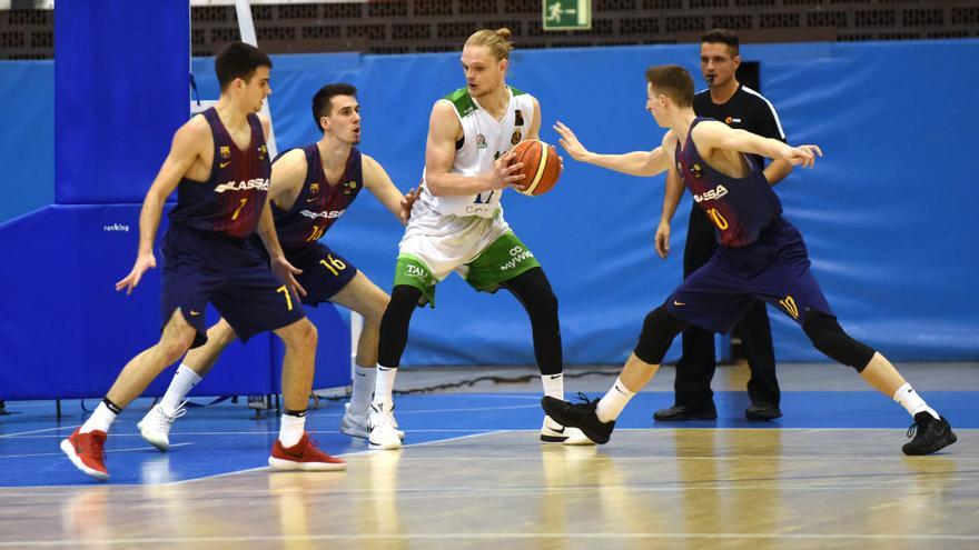 El TAU Castellón certifica un trabajado triunfo ante el filial del Barça (77-87)