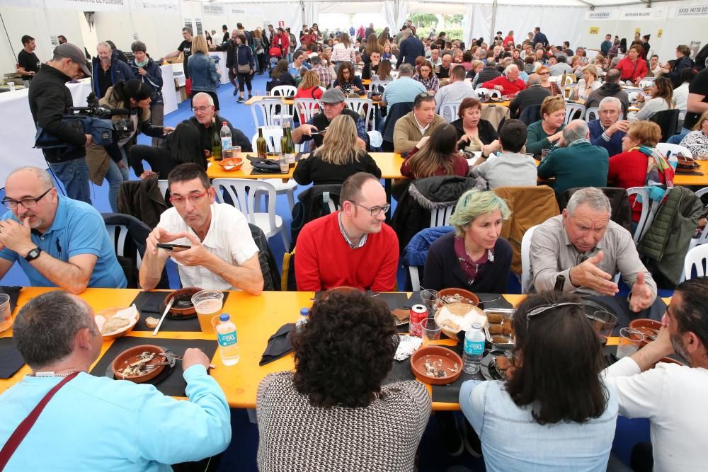 Más de 35.000 personas agotan las raciones de la Festa do Choco en Redondela.