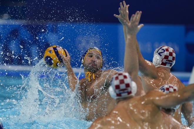 Felipe Perrone durante el partido de cuartos de final de waterpolo entre Croacia y España celebrado en el marco de los Juegos Olímpicos París 2024 en Nanterre, Francia. 