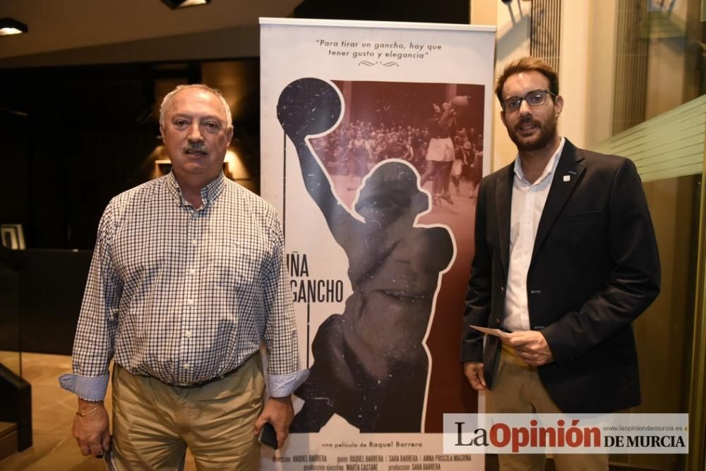 Presentación del documental 'La niña del gancho'