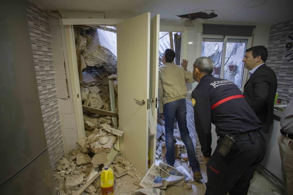 Derrumbe en el interior de una casa en Xàtiva