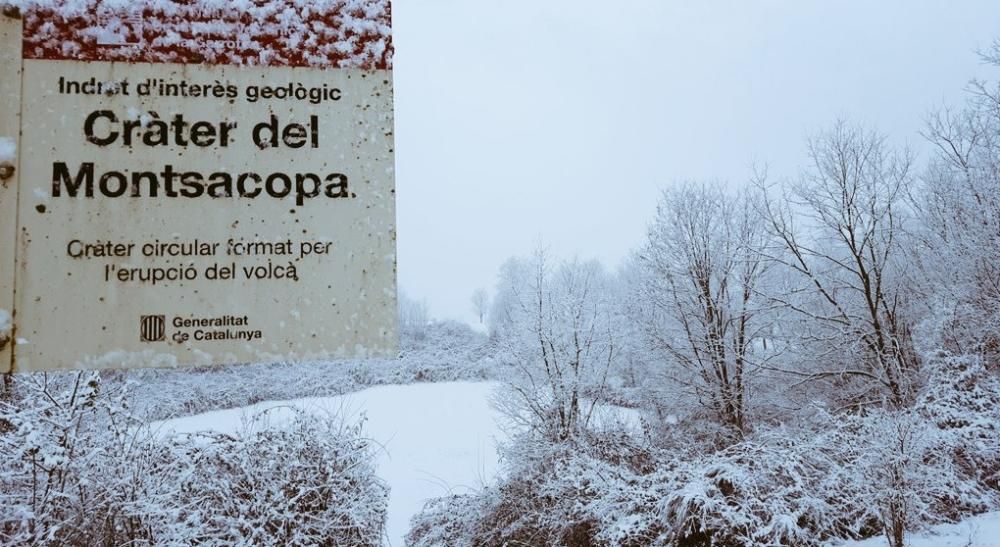 Neu a la Garrotxa.