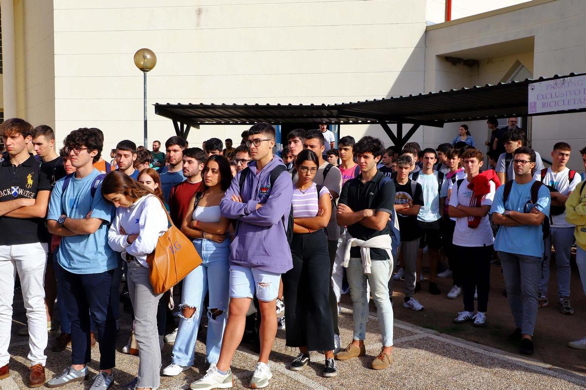 Minuto de silencio en Rabanales Minuto de silencio en Rabanales