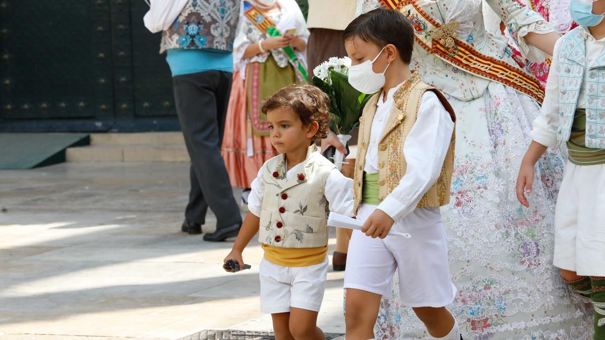 Búscate en el segundo día de Ofrenda por las calles del Mar y Avellanas (entre las 11.00 y 12.00 horas)