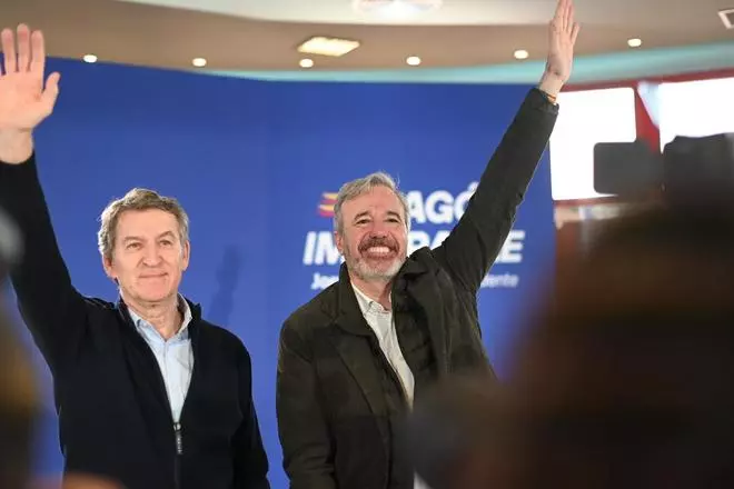 En imágenes | Alberto Núñez Feijóo acompaña a Jorge Azcón en el mitin celebrado en un restaurante de Calatayud