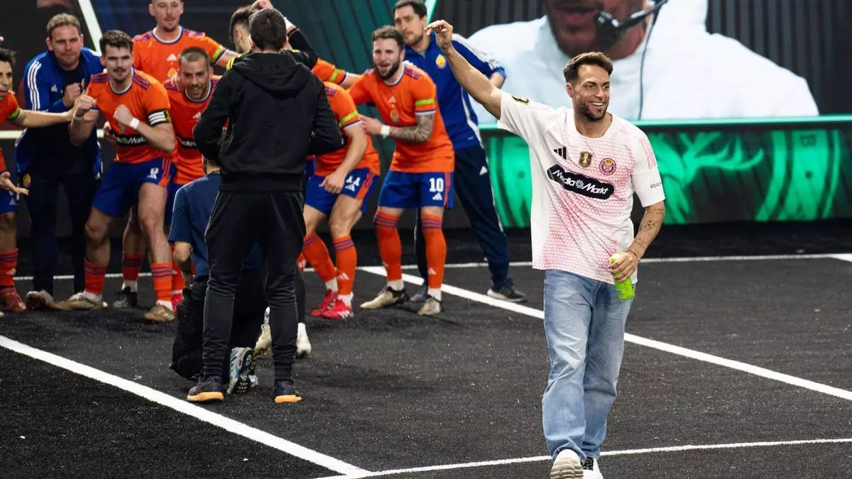 Montoya irrumpe en la Kings League: “Ojalá en un futuro pueda correr en esa banda"