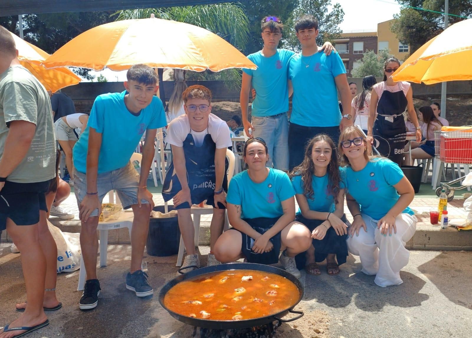 Las imágenes del primer concurso de paellas entre peñas de Benicàssim