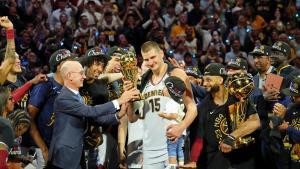 L’NBA torna amb grans expectatives: fitxatges d’impacte, un torneig tipus Copa i un ‘extraterrestre’ francès