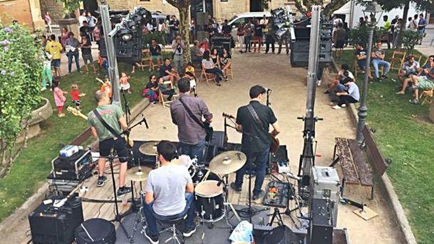 Solsona obre les inscripcions del concurs de músics al carrer