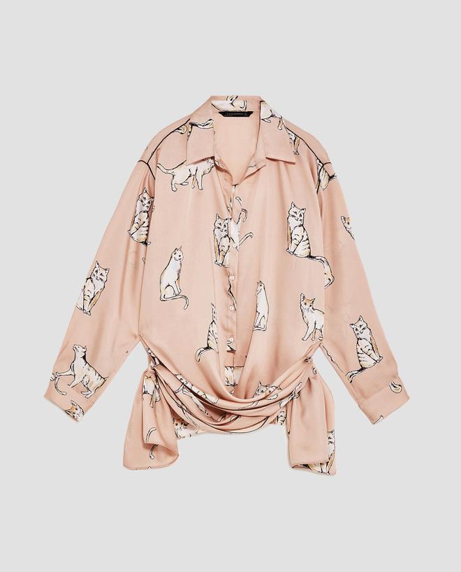 Camisa estampada de gatitos de Zara