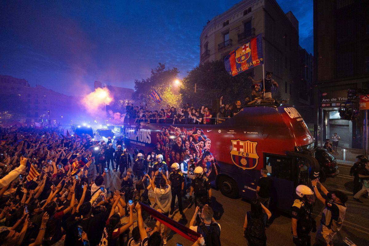 La rúa del Barça por las calles de Barcelona