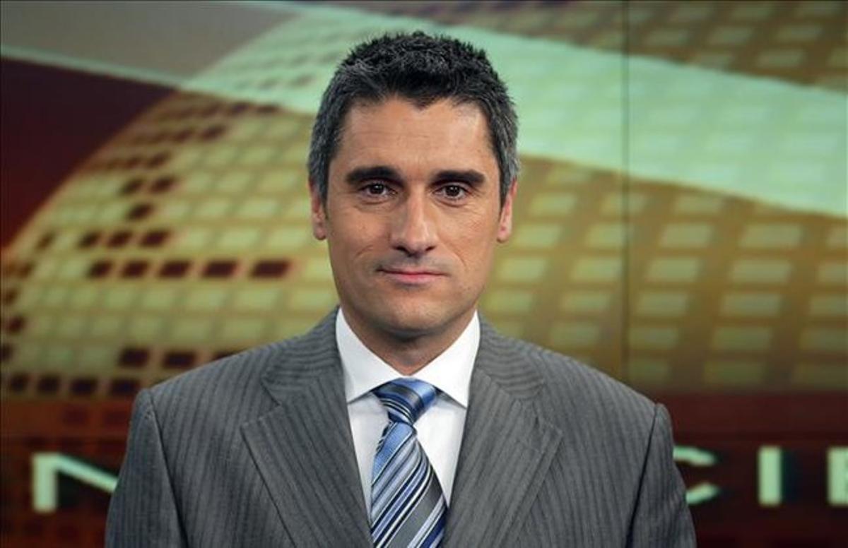 Joan Carles Peris va llegir la nota dels treballadors de TVC. Joan Carles Peris va llegir la nota dels treballadors de TVC.