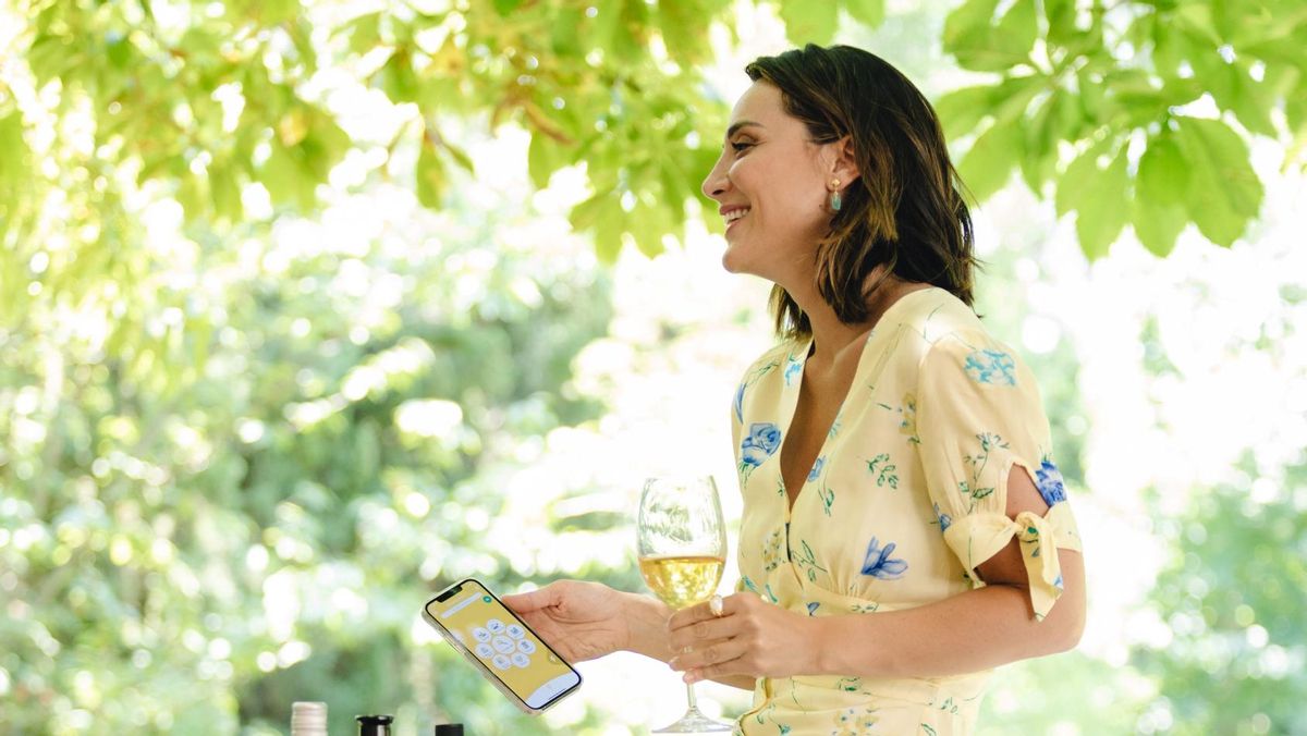 Tamara Falcó tria els seus tres vins favorits del celler de Glovo Tamara Falcó tria els seus tres vins favorits del celler de Glovo