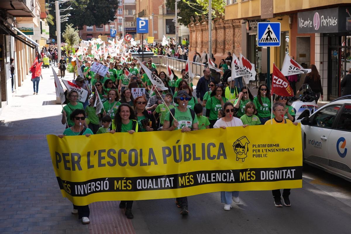 Galería: Las mejores imágenes de la protesta educativa en Castelló - El ...
