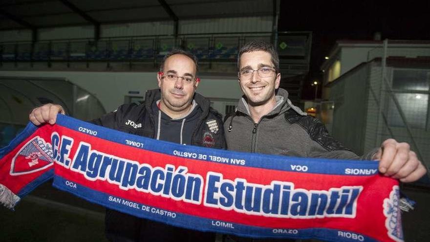 Eduardo García y Agustín Raña, ayer, en su presentación celebrada en San Martiño. // Bernabé/Cris M. V.