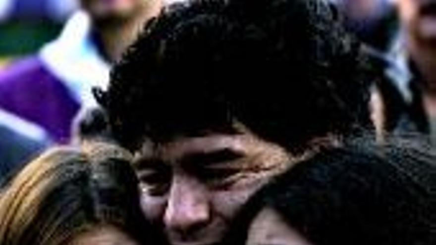 Maradona mejora, pero su salud aún preocupa