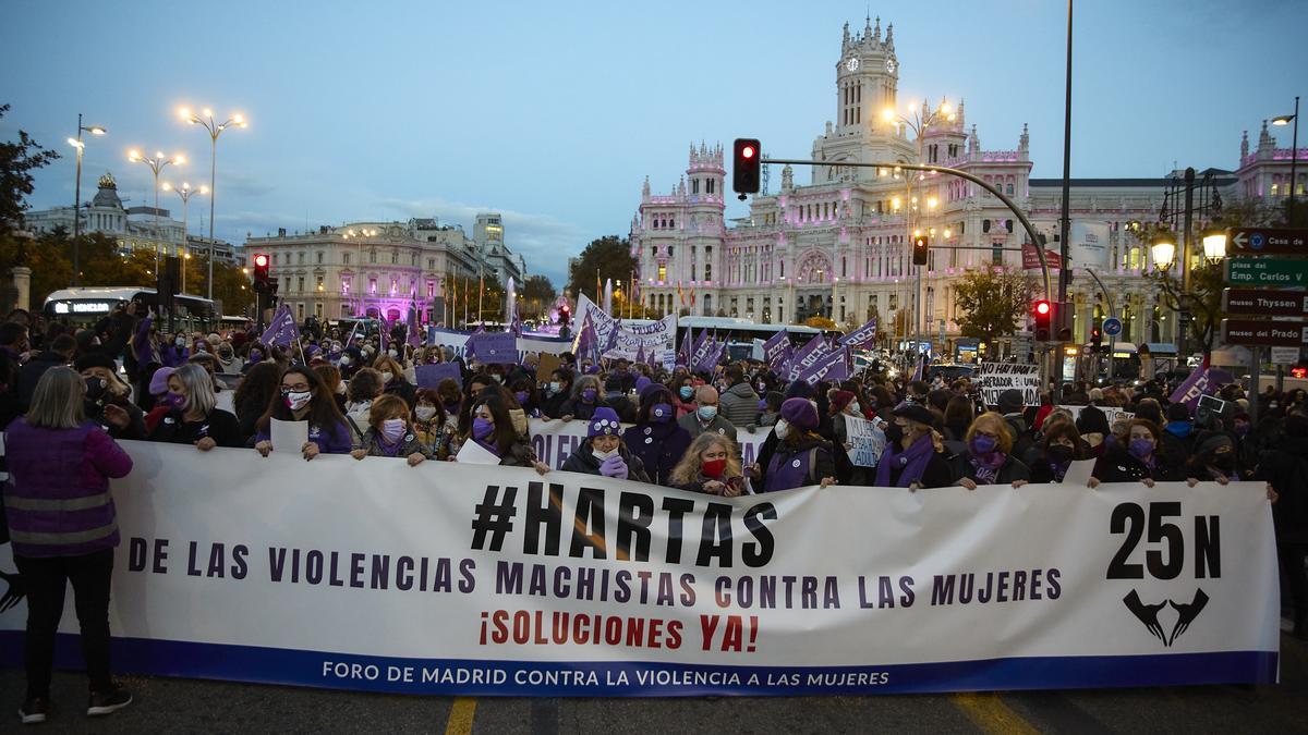 Manifestaciones en España contra la violencia machista por el 25-N
