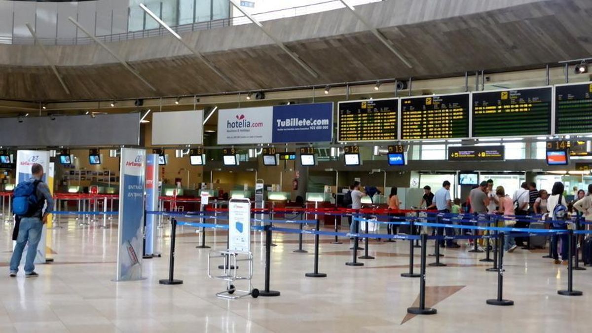 Imagen de archivo del aeropuerto de Los Rodeos