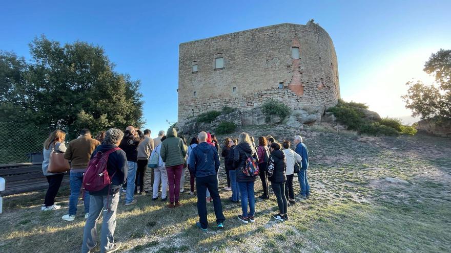 Agents turístics del Bages coneixen els atractius d&#039;Aguilar i Castellfollit del Boix