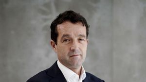 Indra crea una comissió per supervisar la fusió amb Escribano