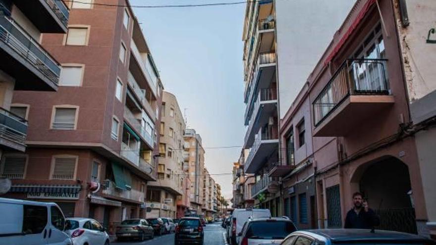 Bloques de viviendas dentro del núcleo urbano de la villa marinera.