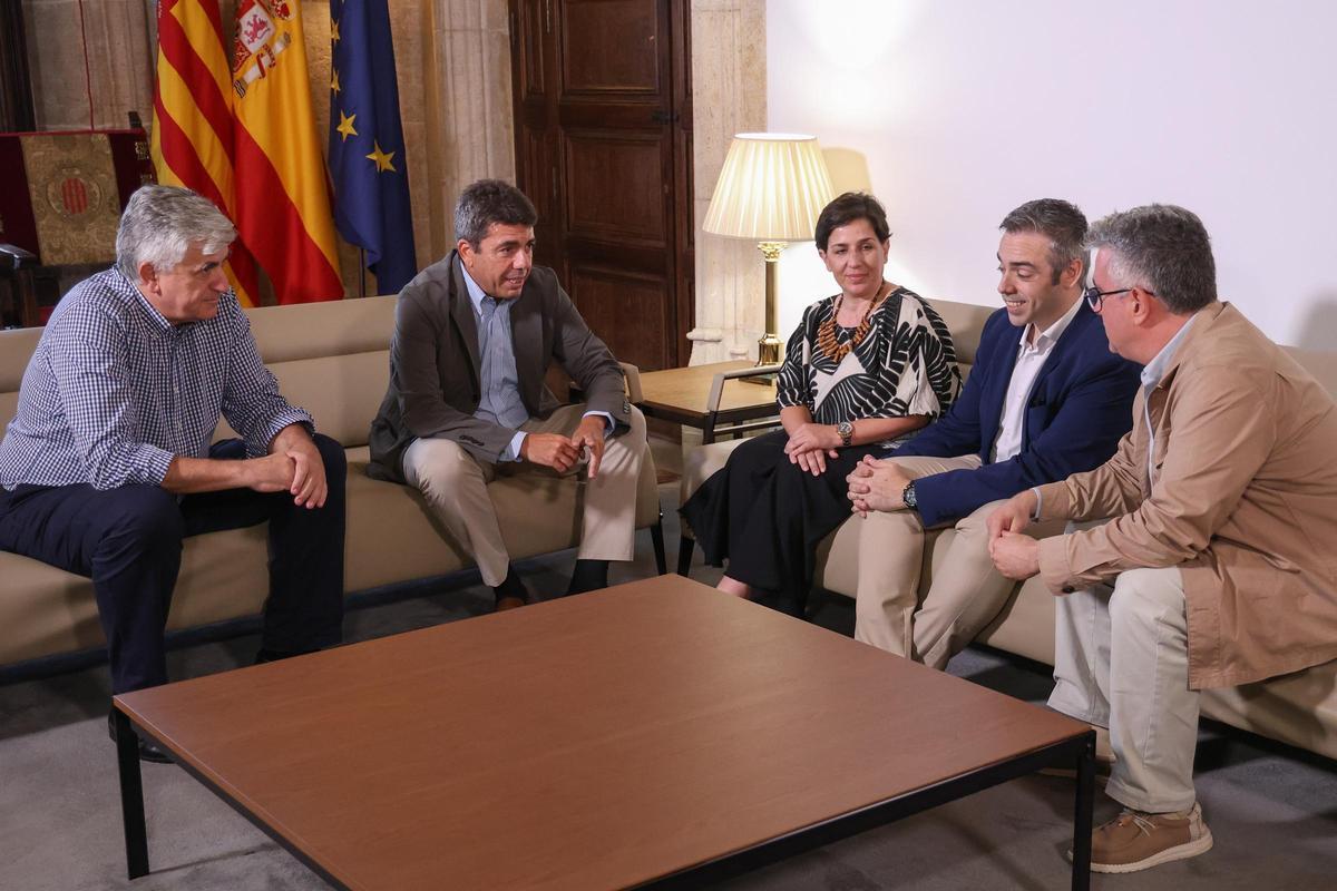 Reunión del pasado 8 de octubre en el Palau: Lumbreras, Mazón, Boix, Calaforra y Morgan.