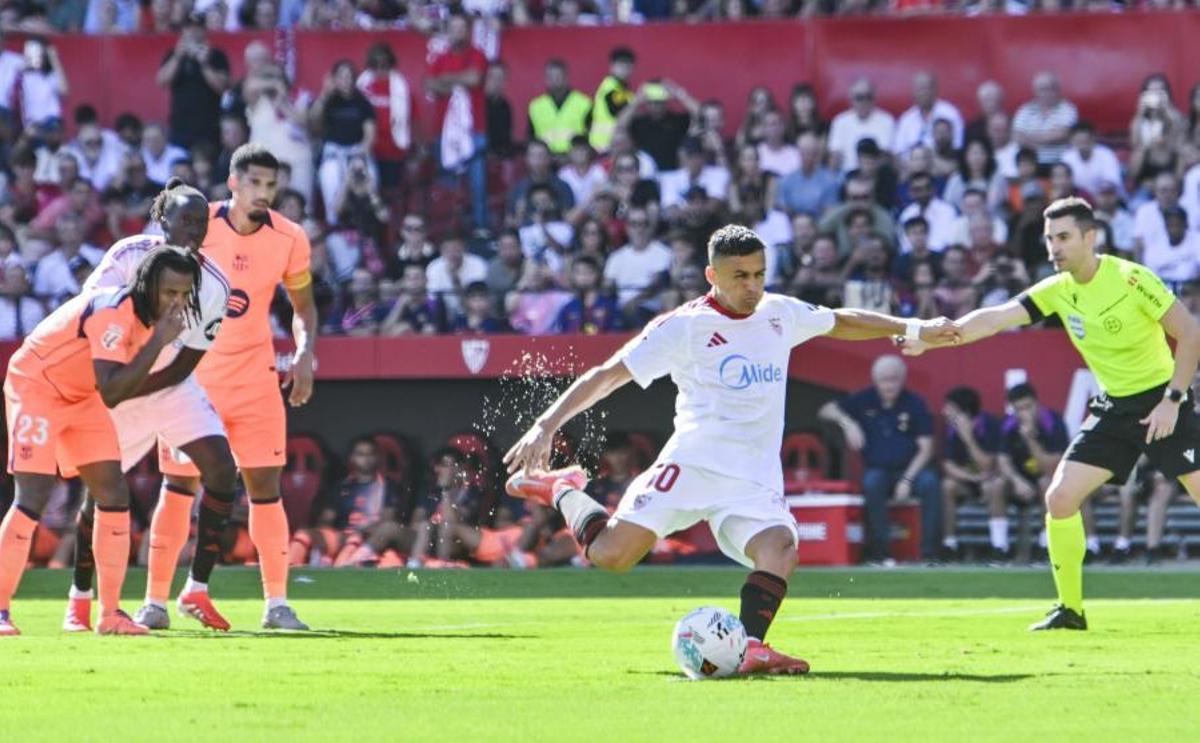Uno de los tres goles de Sánchez esta temporada fue ante el Barcelona en LaLiga