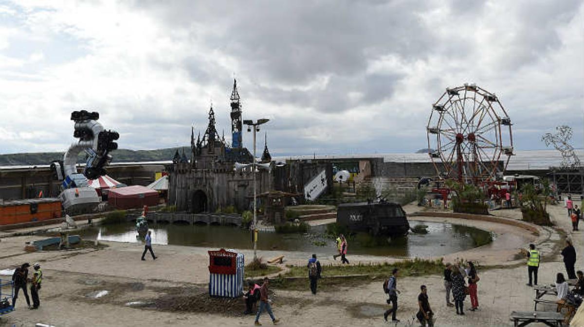 Dismaland, el parc datraccions de Bansky