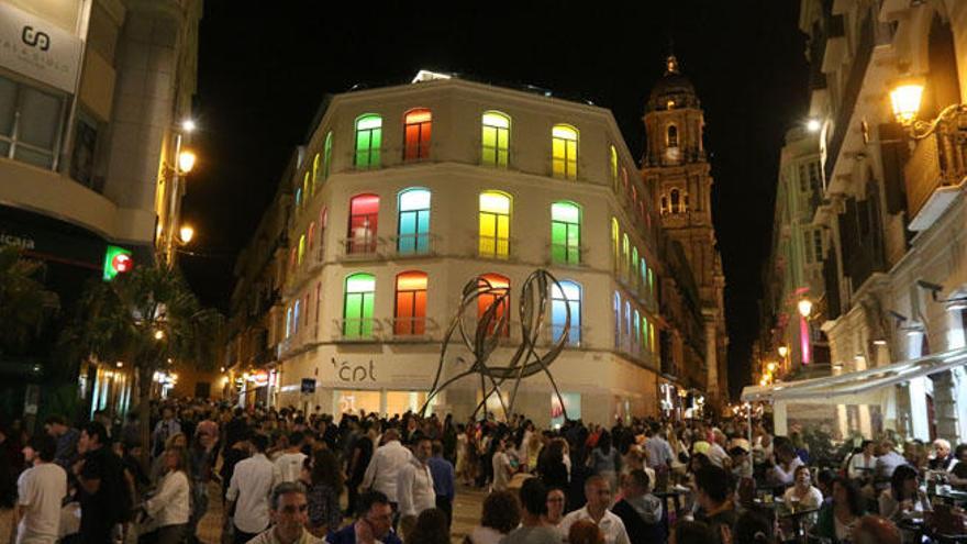 El centro de Málaga durante la Noche en Blanco de 2015.