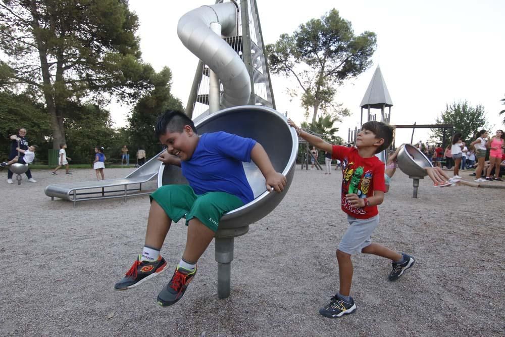 Tarde de bañador en la Ciudad de los Niños