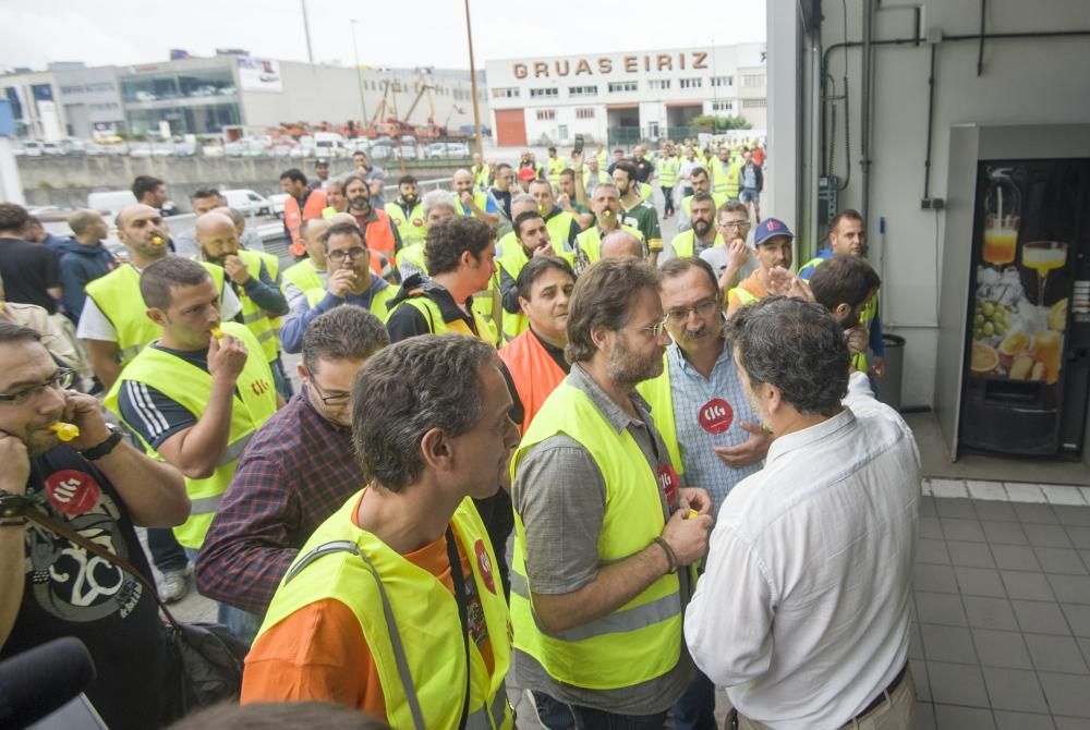 Los sindicatos CIG, CC.OO.  y UGT sitúan en el 90-95% el seguimiento de la huelga general del sector en la provincial.