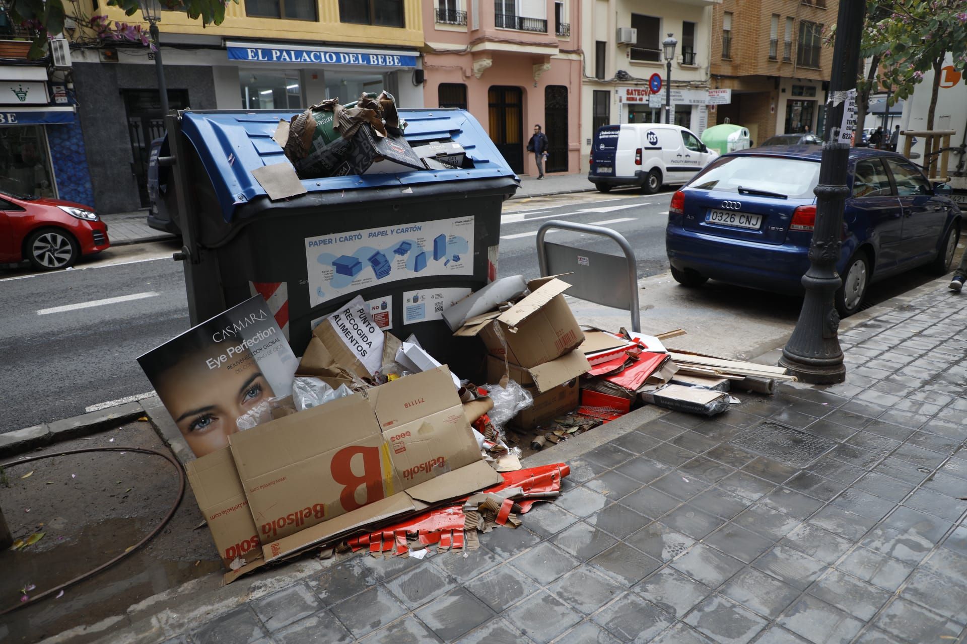 Así está la zona del Marítim el día después de las lluvias torrenciales en València