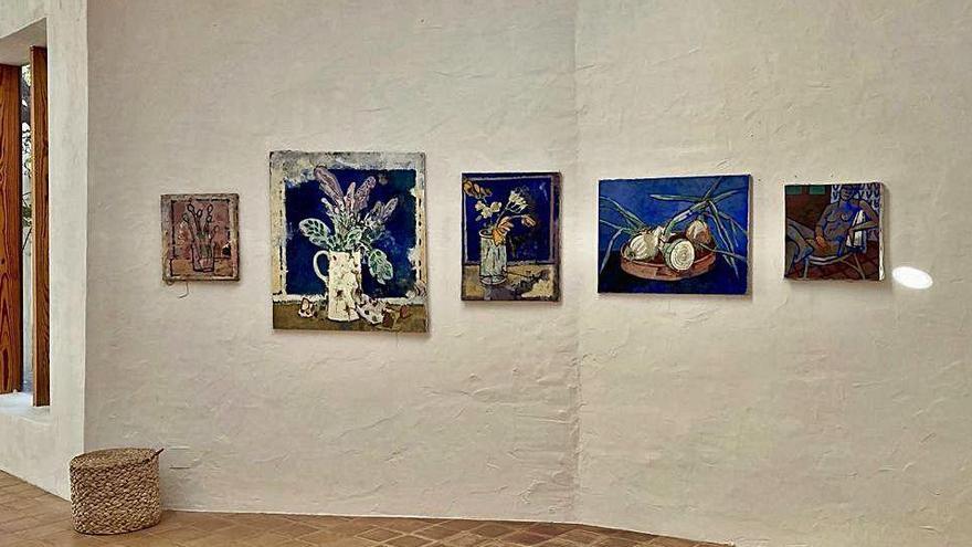 Varias obras de la norteamericana Gretchen Caracas.