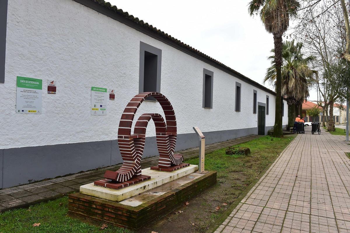 Ruta por el 'museo' de albañilería al aire libre de Malpartida de Plasencia.