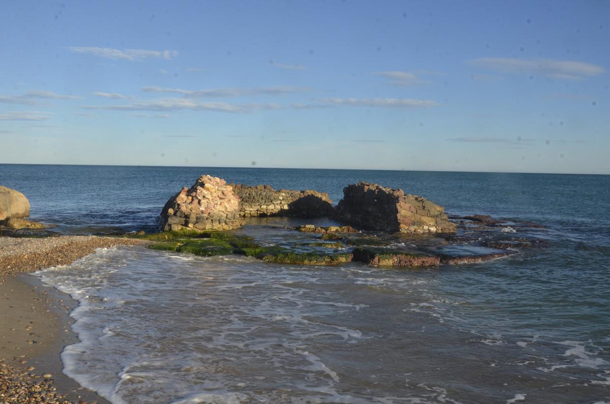 Uno de los atractivos patrimoniales de Moncofa es la torre caída de Biniesma.