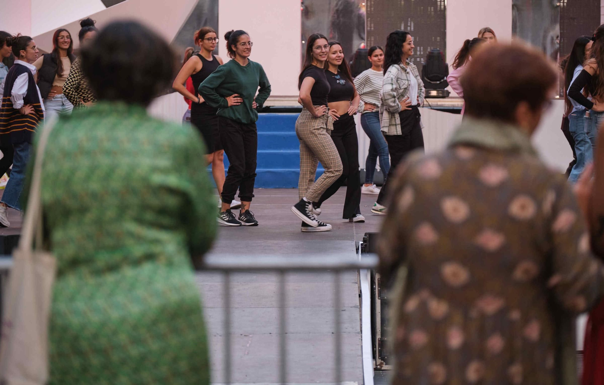 Ensayo de la gala de elección de la reina de las Fiestas de Mayo de Santa Cruz