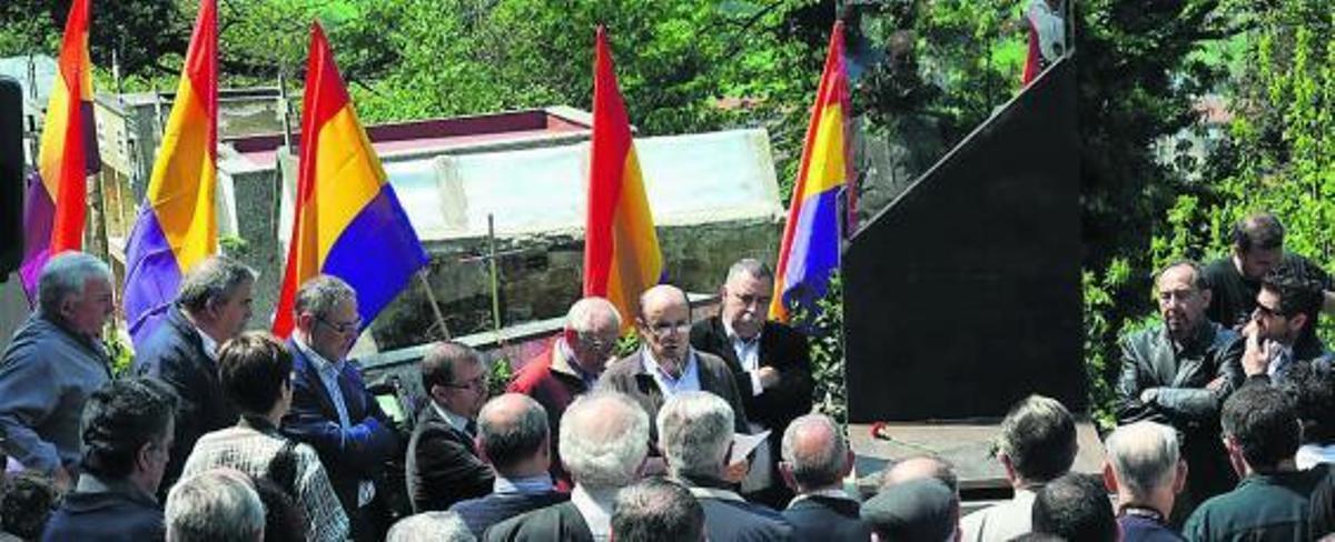 Flores para los últimos guerrilleros