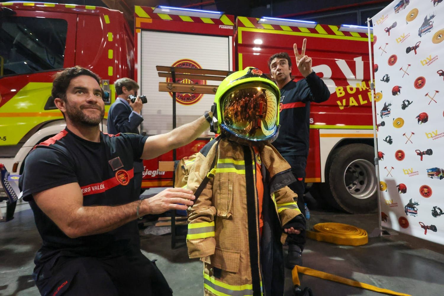 Los más pequeños disfrutan en Expojove de las vacaciones navideñas