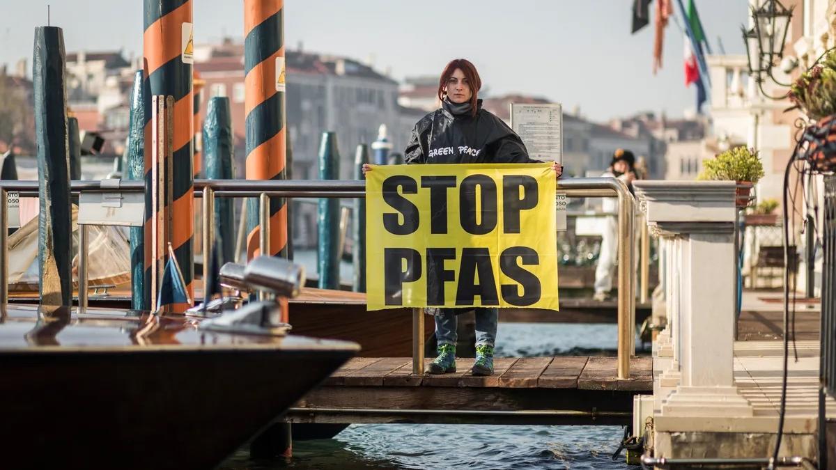 Protesta contra las PFAS
