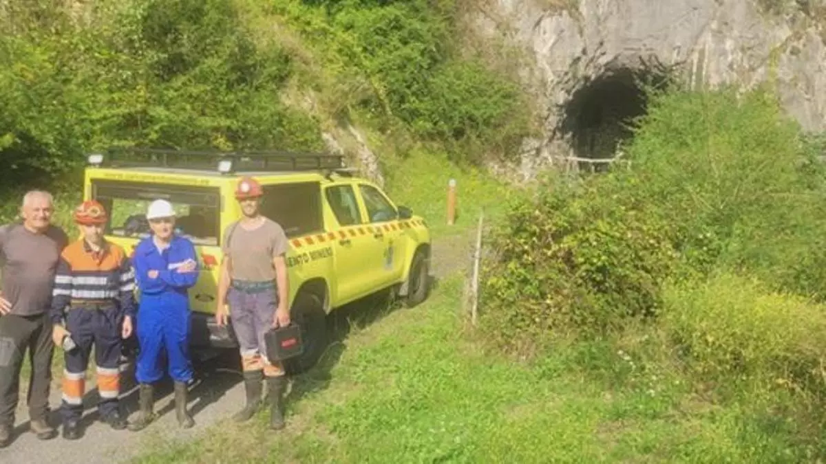 La Brigada Minera analiza si es viable enlazar la senda de Loredo con La Foz, una ruta que permitiría unir Mieres, Morcín y Riosa